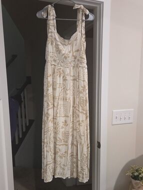 Cream Floral Tie-Shoulder Maxi Dress